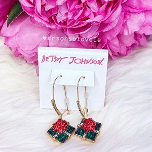 BETSEY JOHNSON Christmas red and green gift box and bow earring